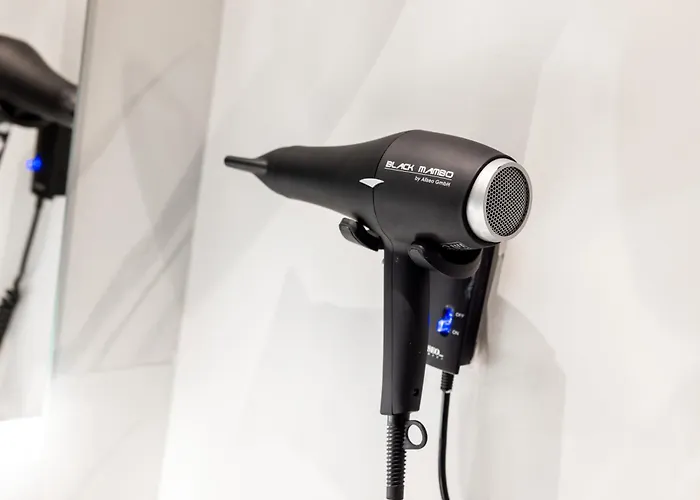 Hotel Nh La Avanzada 4*