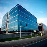 Nh La Avanzada Hotel