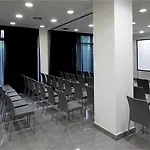 Nh La Avanzada Hotel