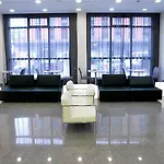 Nh ラ アバンサダ 4*