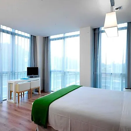 Hotell Nh La Avanzada