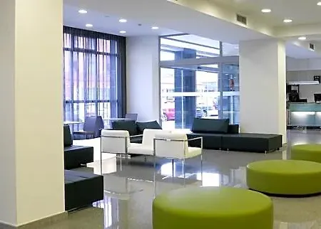 Hotell Nh La Avanzada 4*